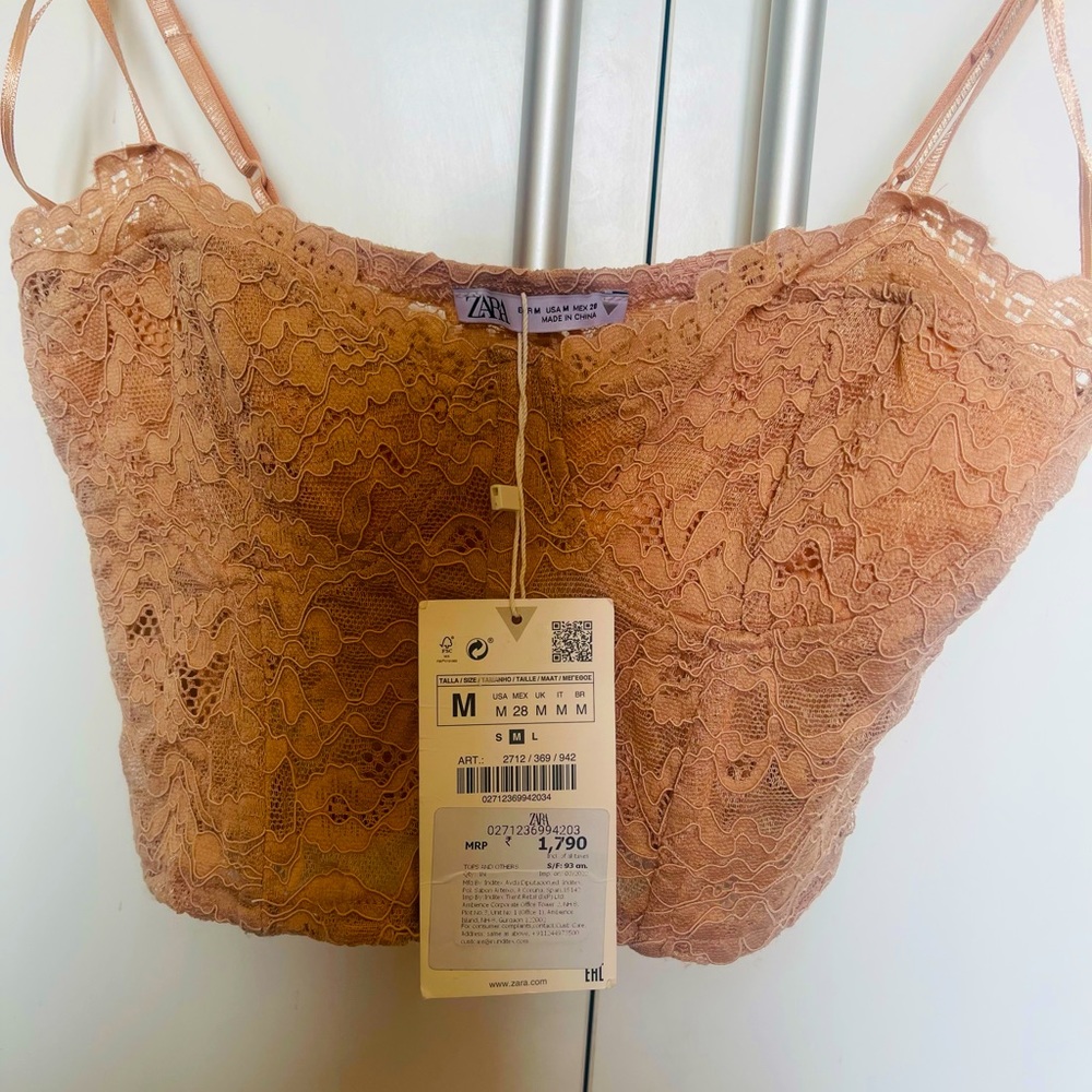 Zara Corsetry  inspired lace top - Picture 5 of 6